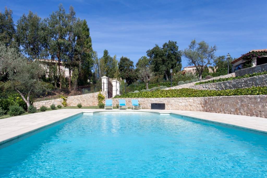 Piscine de particulier à louer